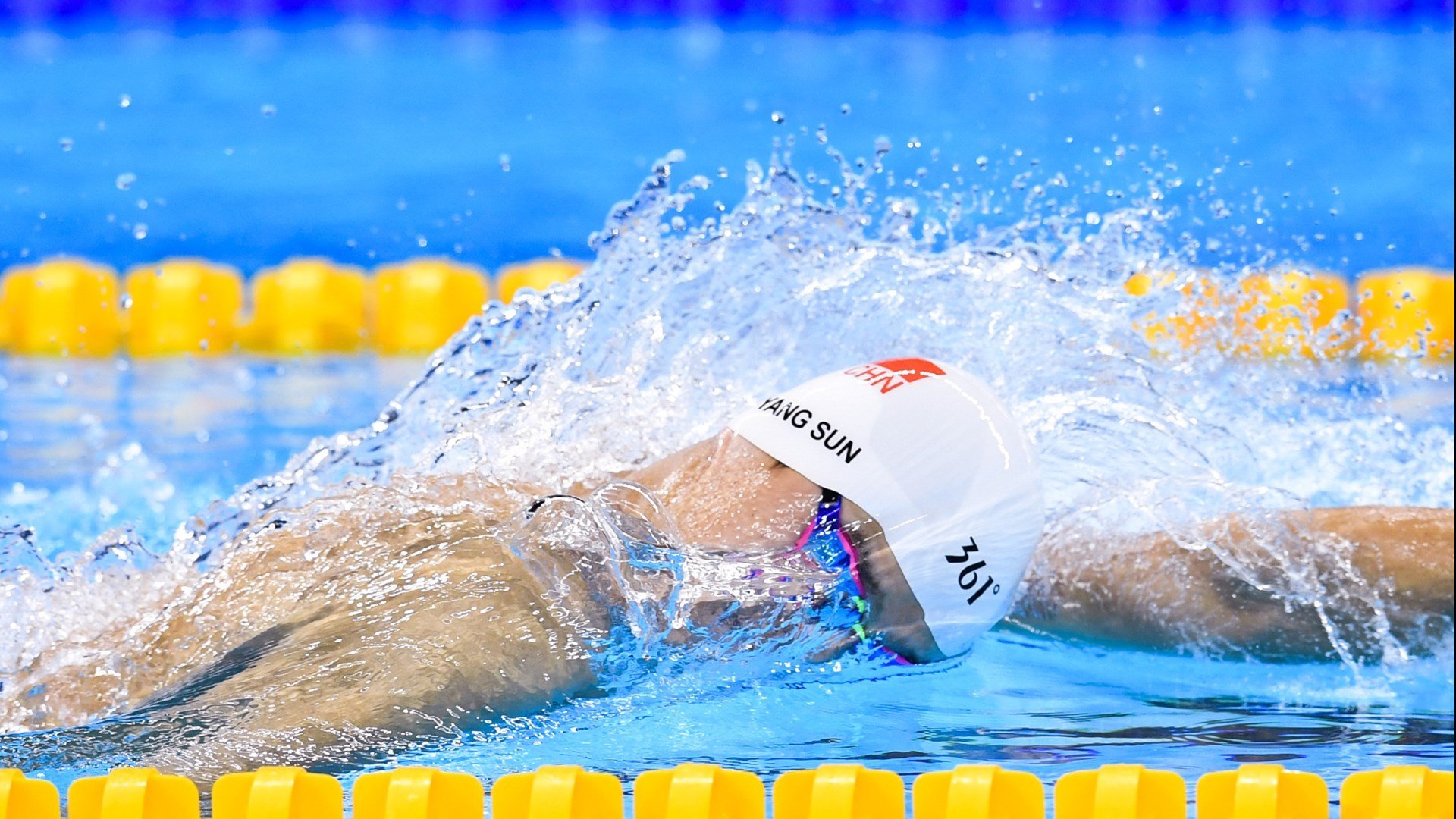 中国足球青少年训练营引入体态管理课程,青少年足球专项体能训练教程